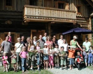 Wanderung mit der Familie im Sommerurlaub